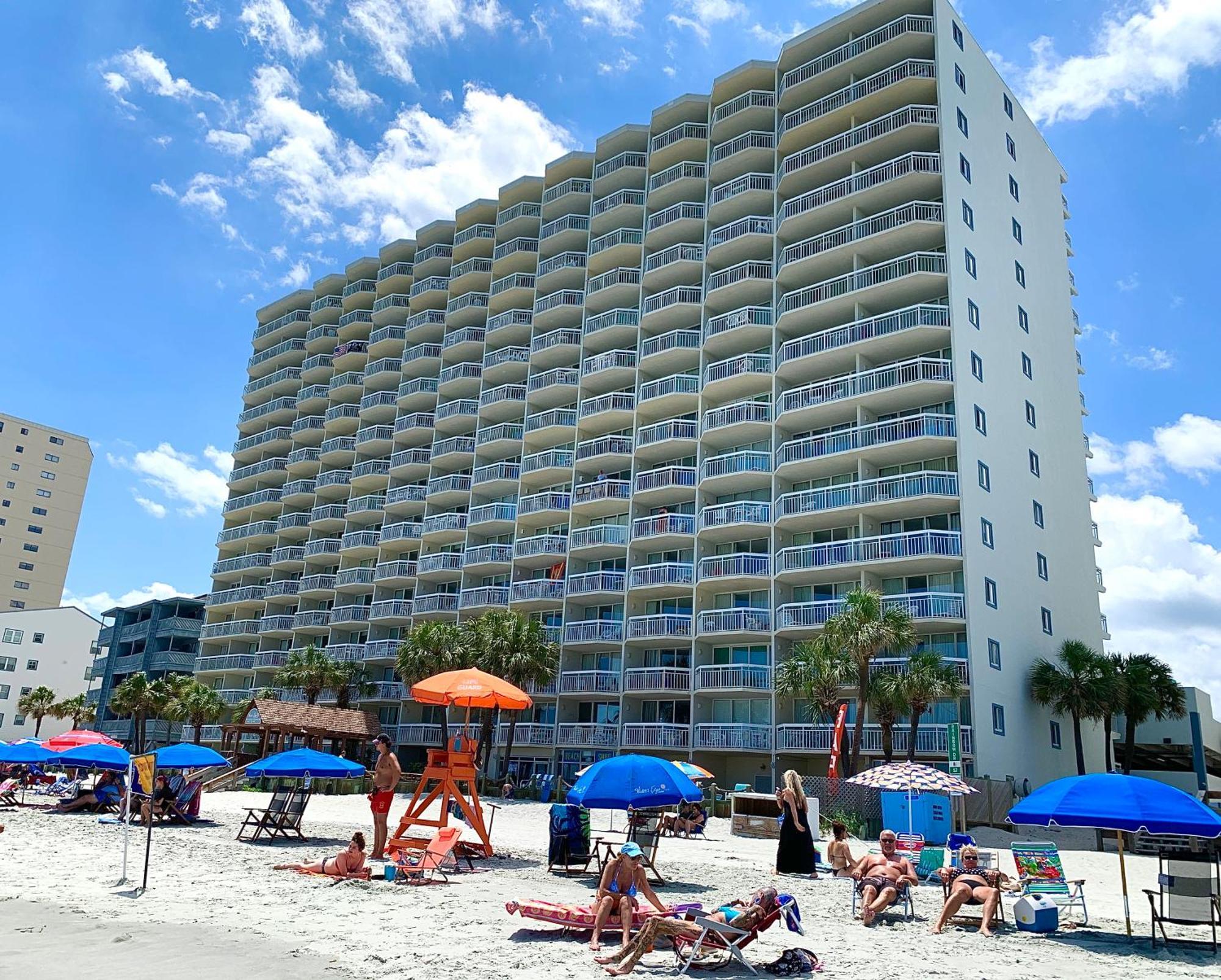 405 Waters Edge Hotel Garden City Exterior photo