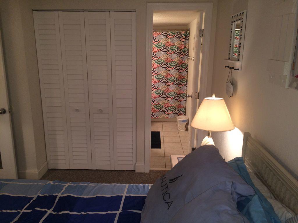 405 Waters Edge Hotel Garden City Room photo